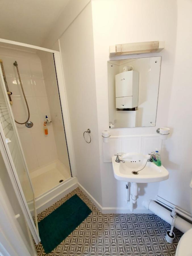Chelmsford Town Centre Apartments With Car Parking Екстериор снимка